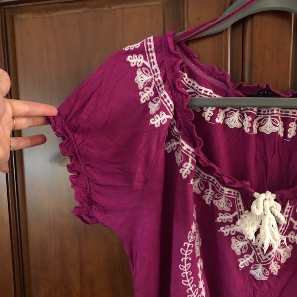 Fuscha top. Size M. Detailed embroidery and beading - Picture 2 of 6